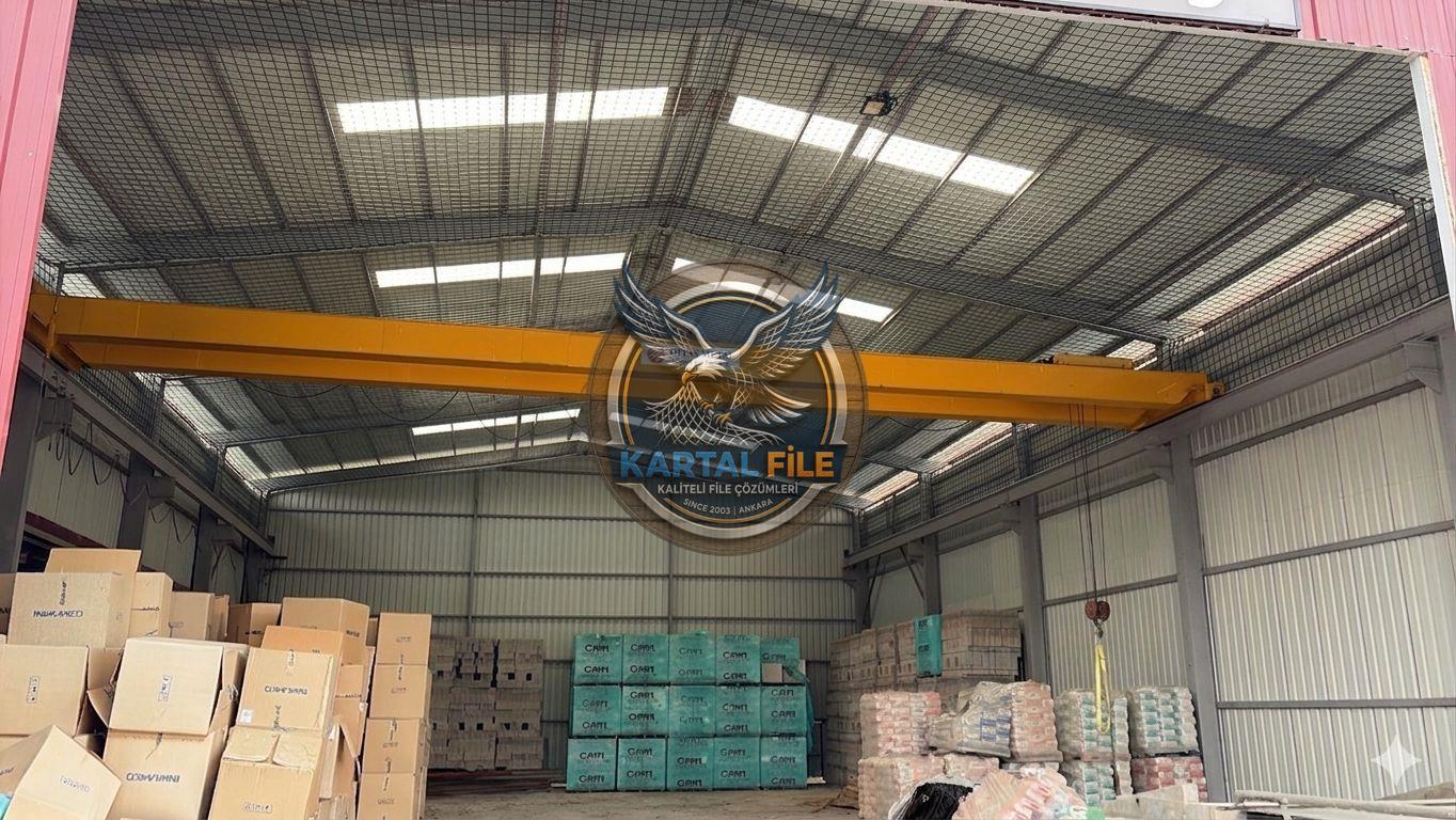 Profesyonel bir ekip eşliğinde Fabrika içi kuş konmaz filesi, Fabrika ve binalar için kuşkonmaz filesi satış ve montajını yapmaktayız.